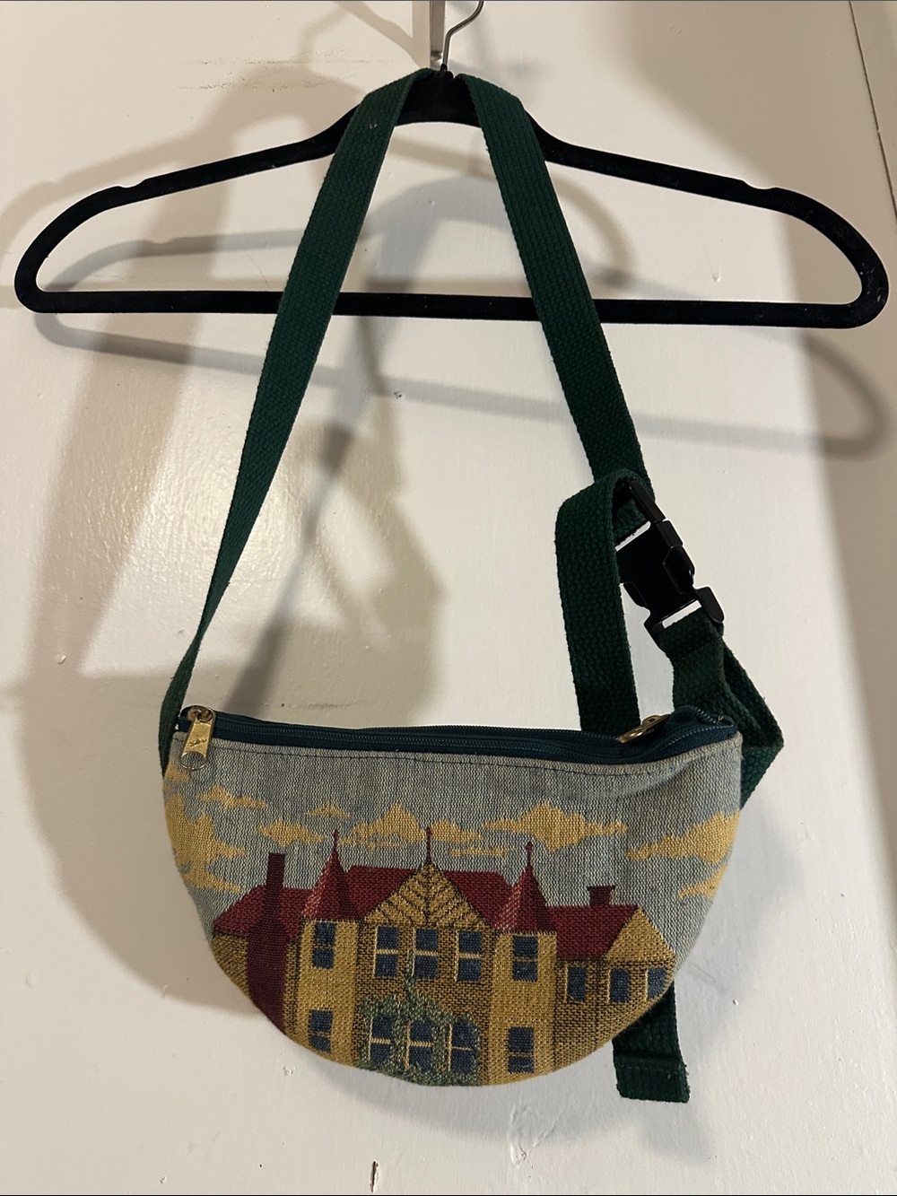 Tapestry House Motif Crossbody Belt Bag - Green Strap